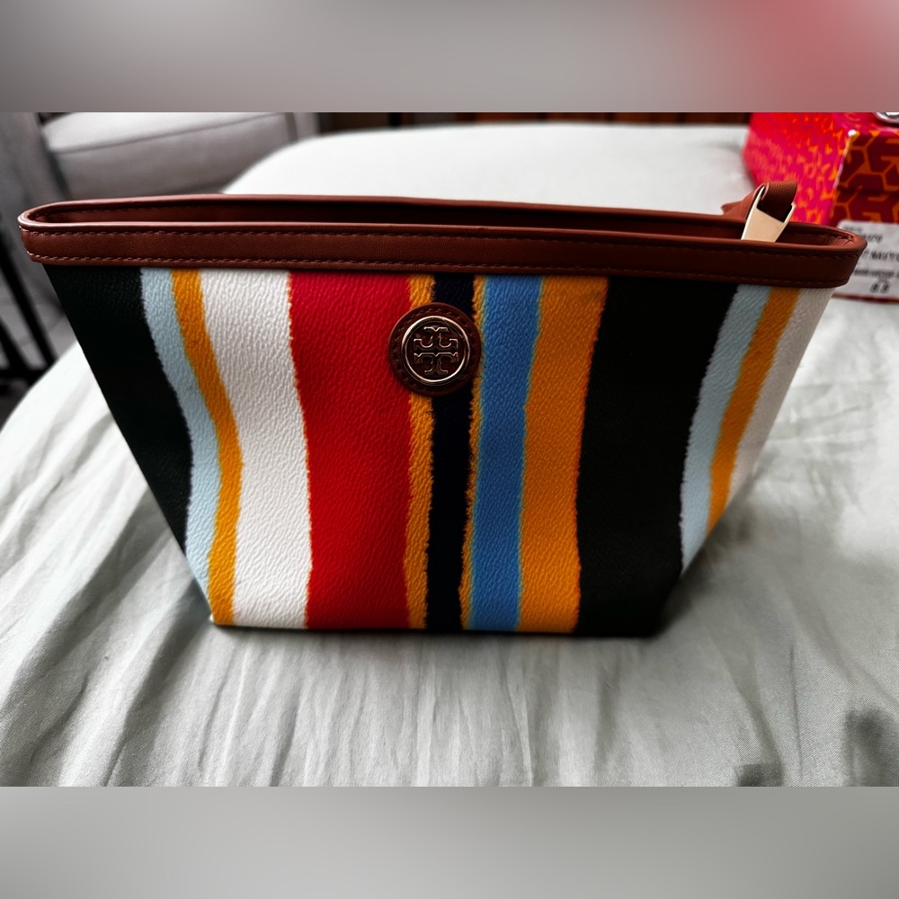 Authentic Tory Burch Kerrington Cosmetic Bag